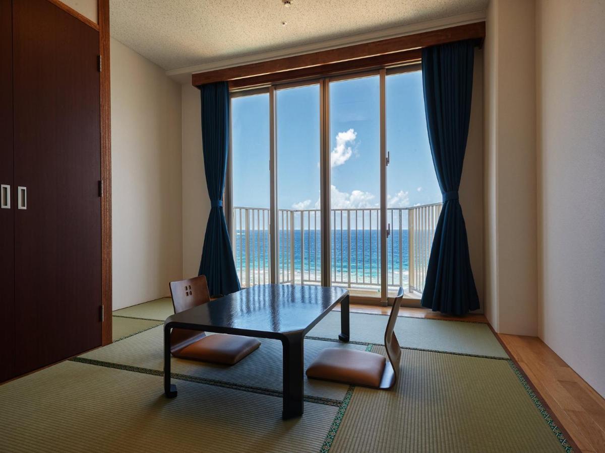 Hotel Miyuki Beach Onna Esterno foto