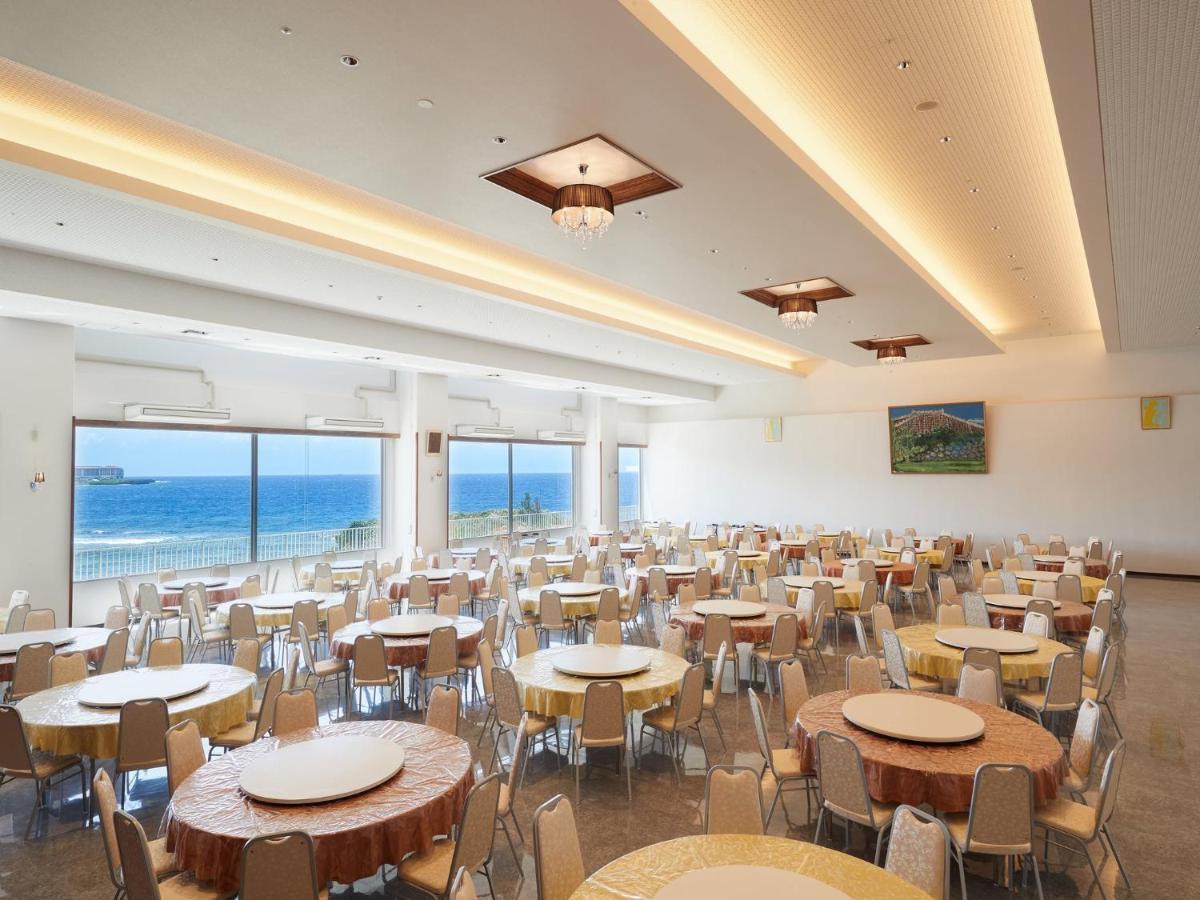 Hotel Miyuki Beach Onna Esterno foto
