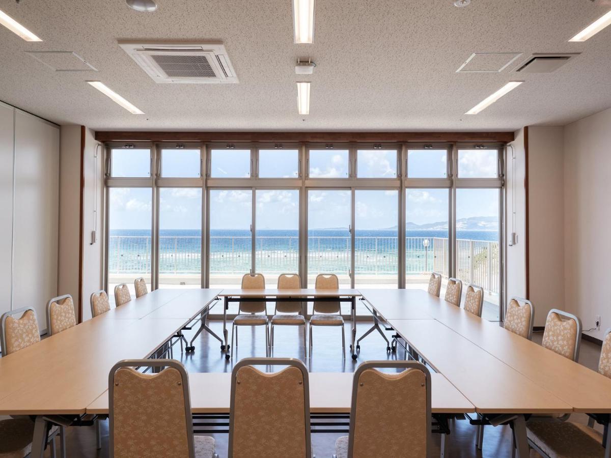 Hotel Miyuki Beach Onna Esterno foto
