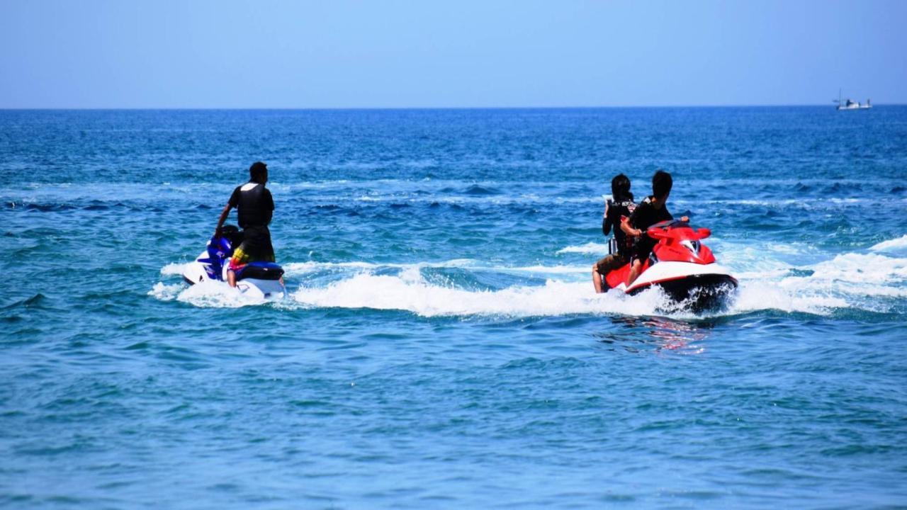 Hotel Miyuki Beach Onna Esterno foto