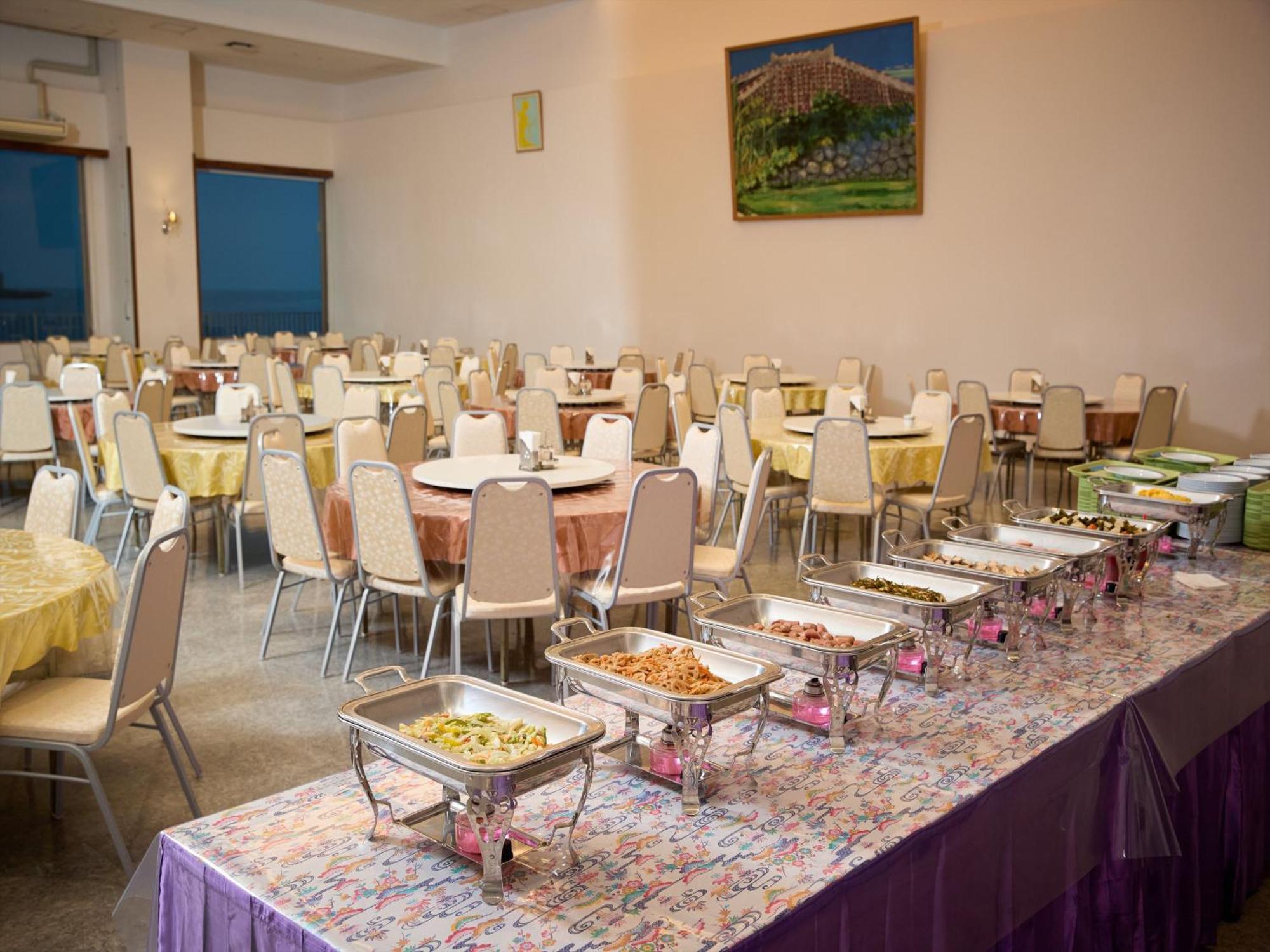 Hotel Miyuki Beach Onna Esterno foto