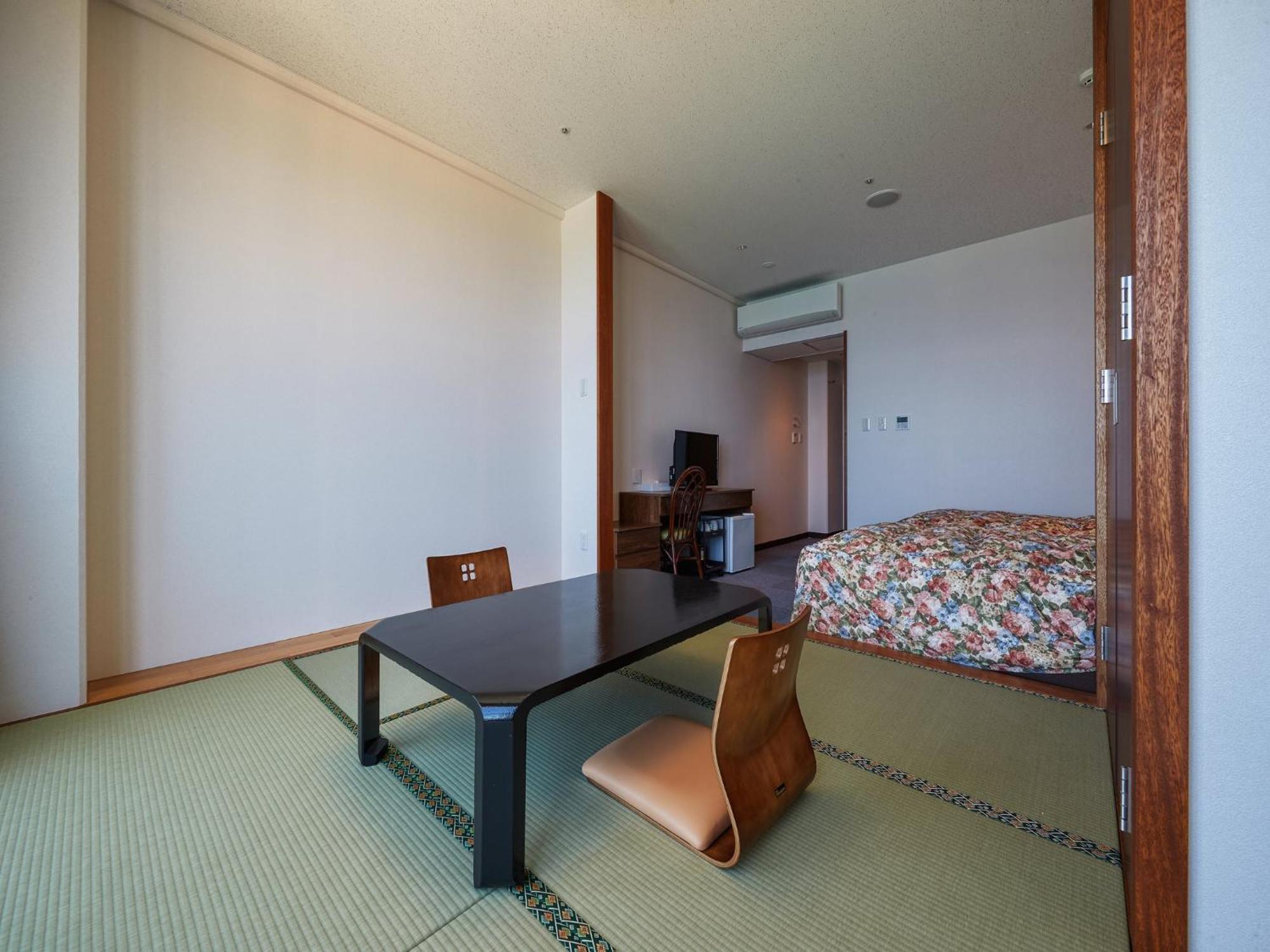 Hotel Miyuki Beach Onna Esterno foto