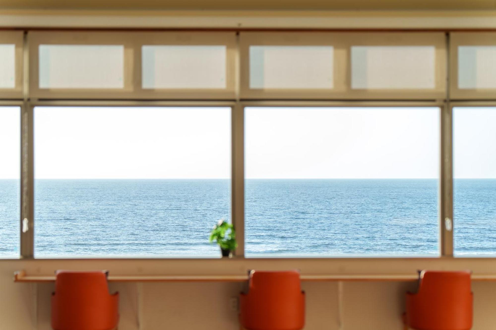Hotel Miyuki Beach Onna Esterno foto